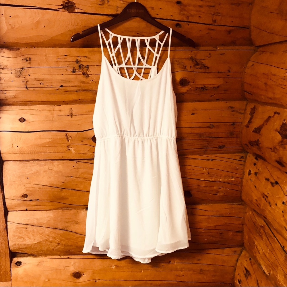 NWOT Dainty Hooligan open back dress